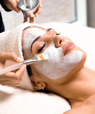 Top health and beauty products in the UAE from Zeeko.ae – skincare, wellness, and grooming essentials