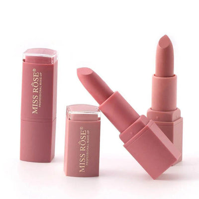 Exquisite Collection of Vibrant Lipsticks - ZEEKO.AE