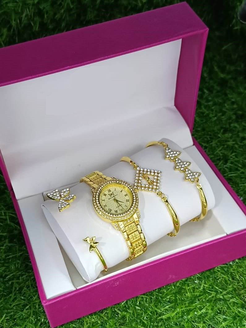 Pearl & Tides Watch - ZEEKO.AE